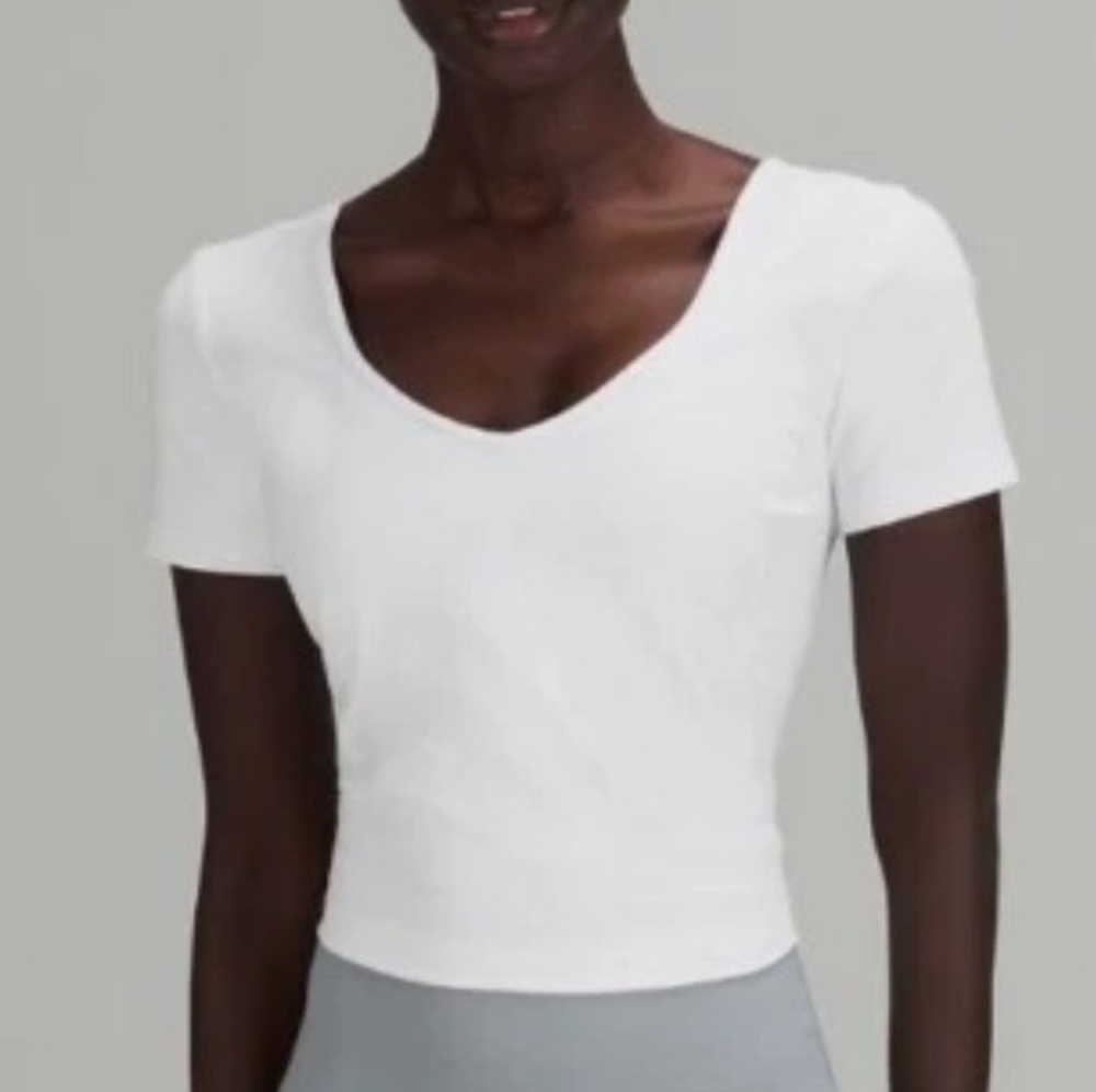 Lululemon Align White Short Sleeve V-neck Cropped T-shirt Size 8